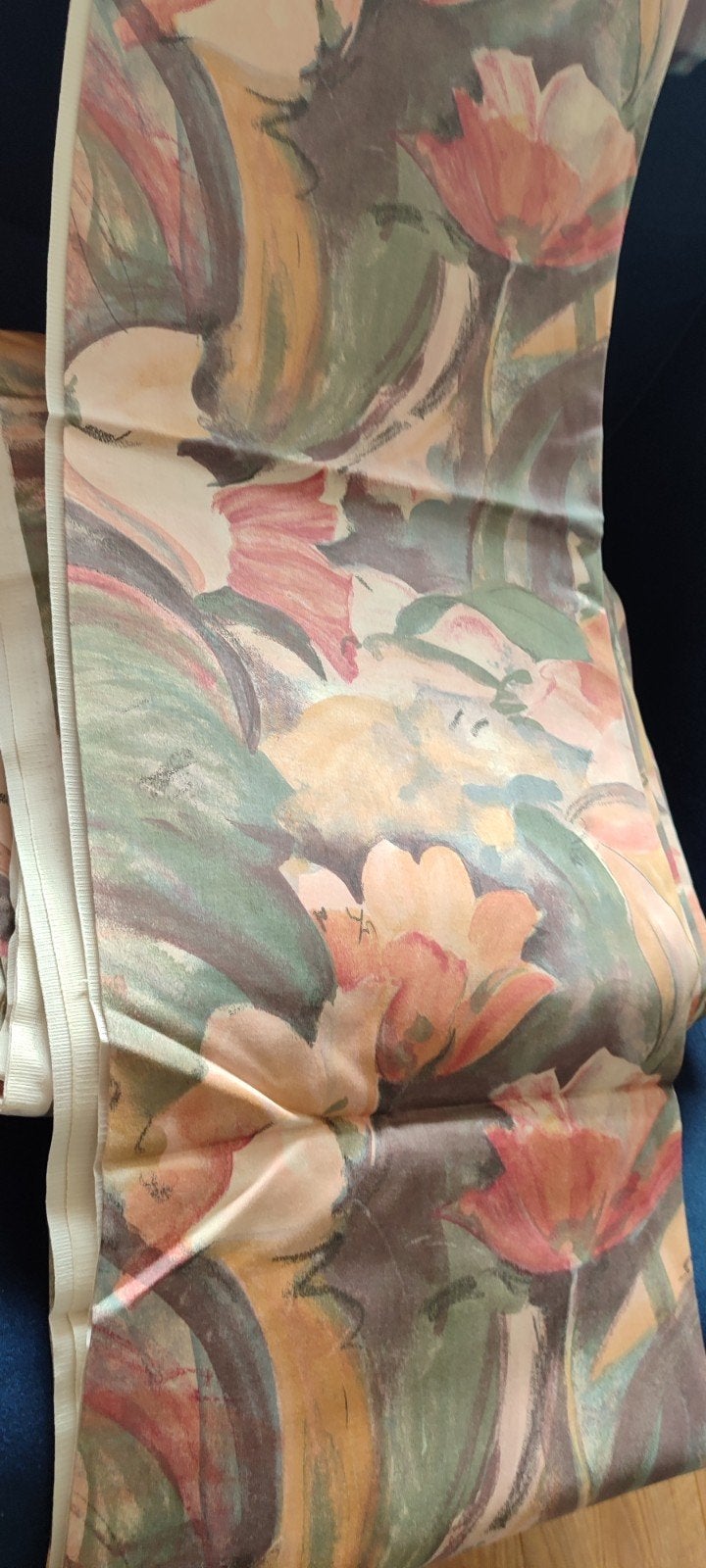 Prachtige nieuwe gordijnstof met bloemenprint, Huis en Inrichting, Ophalen of Verzenden, Nieuw, Groen, Gordijn