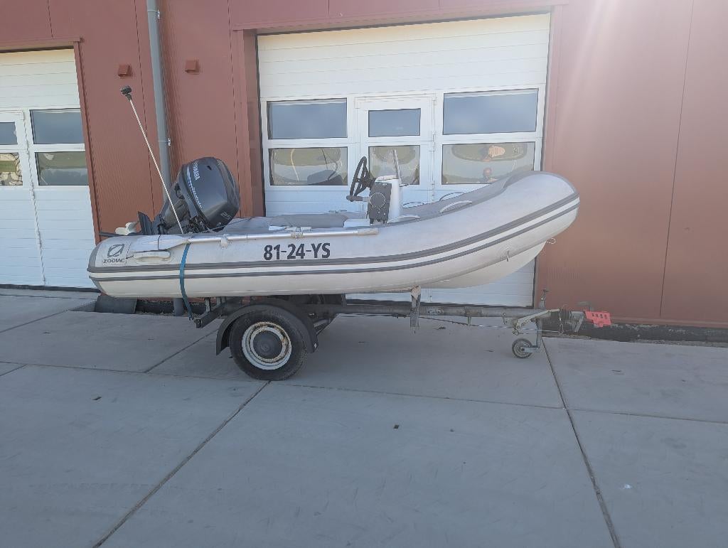 Zodiac 340 met 25pk Yamaha 25pk incl wegtrialer, Watersport en Boten, Rubberboten, Gebruikt, Zodiac, Polyester/glasvezel, Brandstoftank