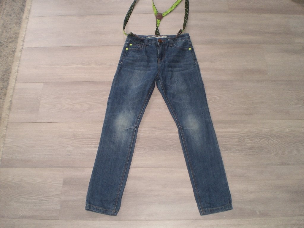 PRIMARK slim broekje maat 134, Kinderen en Baby's, Broek, Ophalen of Verzenden, Zo goed als nieuw, Primark