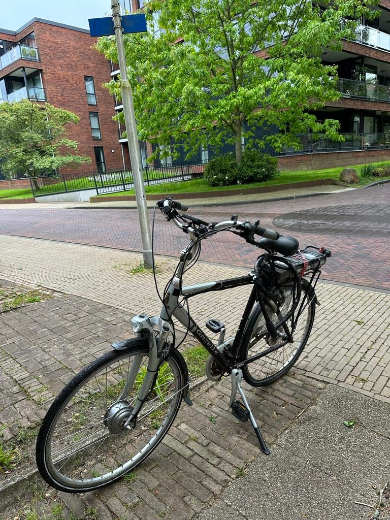 Gazelle Geneve herenfiets - perfect voor stadsgebruik, Fietsen en Brommers, Fietsen | Heren | Herenfietsen, Ophalen, Zo goed als nieuw