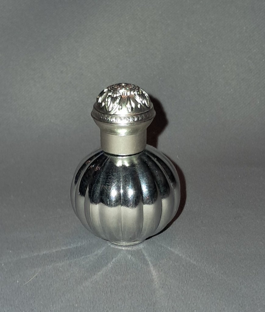 Luxe parfum mini - Royal doulton zilver, Verzamelen, Ophalen of Verzenden, Zo goed als nieuw, Miniatuur, Gevuld