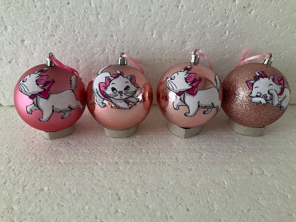 Disney aristocats - Marie kerstballen los of in één koop, Verzamelen, Disney, Ophalen of Verzenden, Overige figuren, Zo goed als nieuw