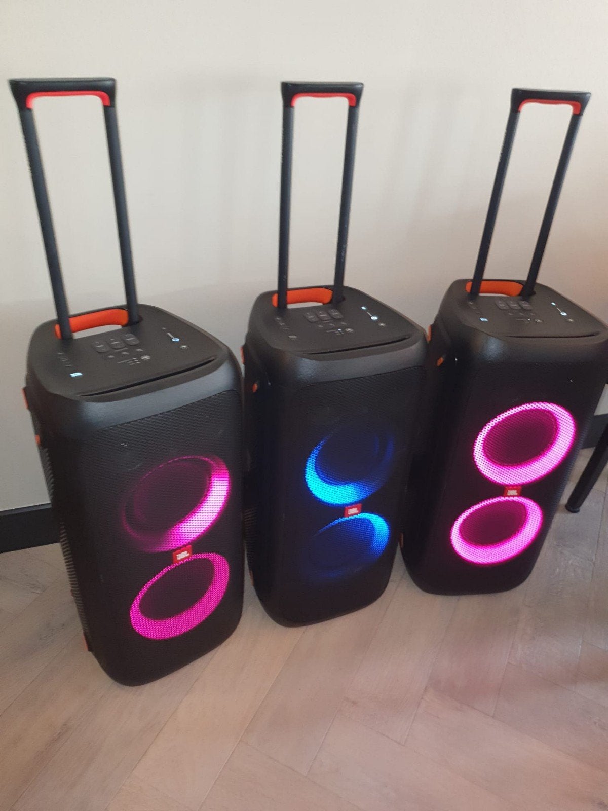 3x JBL Partybox 310    SETPRIJS €900, Audio, Tv en Foto, Luidsprekers, Ophalen, JBL, Overige typen, Zo goed als nieuw