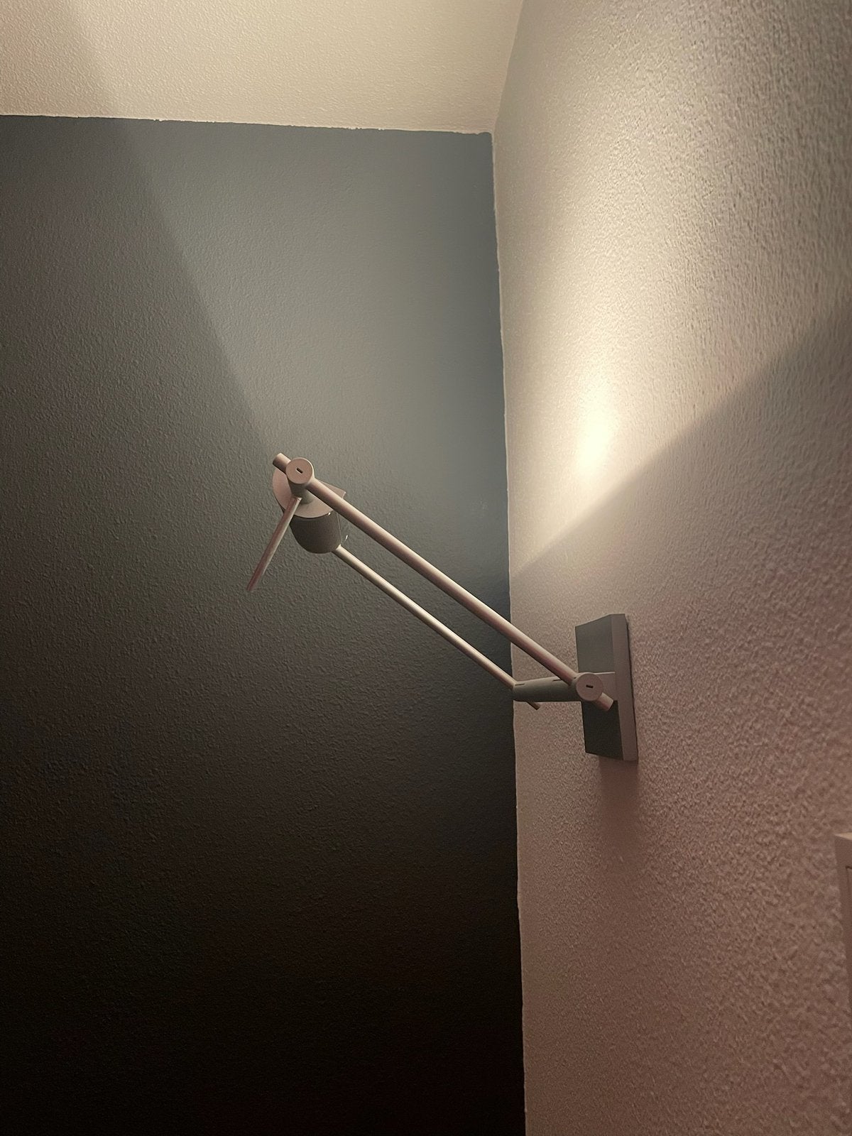 Nemo Logo wandlamp, Ophalen, Overige fittingen, Zo goed als nieuw, Overige merken