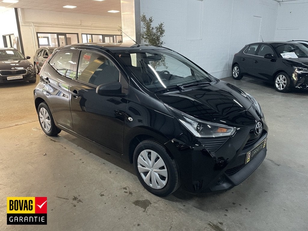 Toyota Aygo 1.0 VVT-i x-fun (bj 2022), Auto's, Toyota, Bedrijf, Te koop, Aygo, ABS, Airbags, Airconditioning, Alarm, Bluetooth