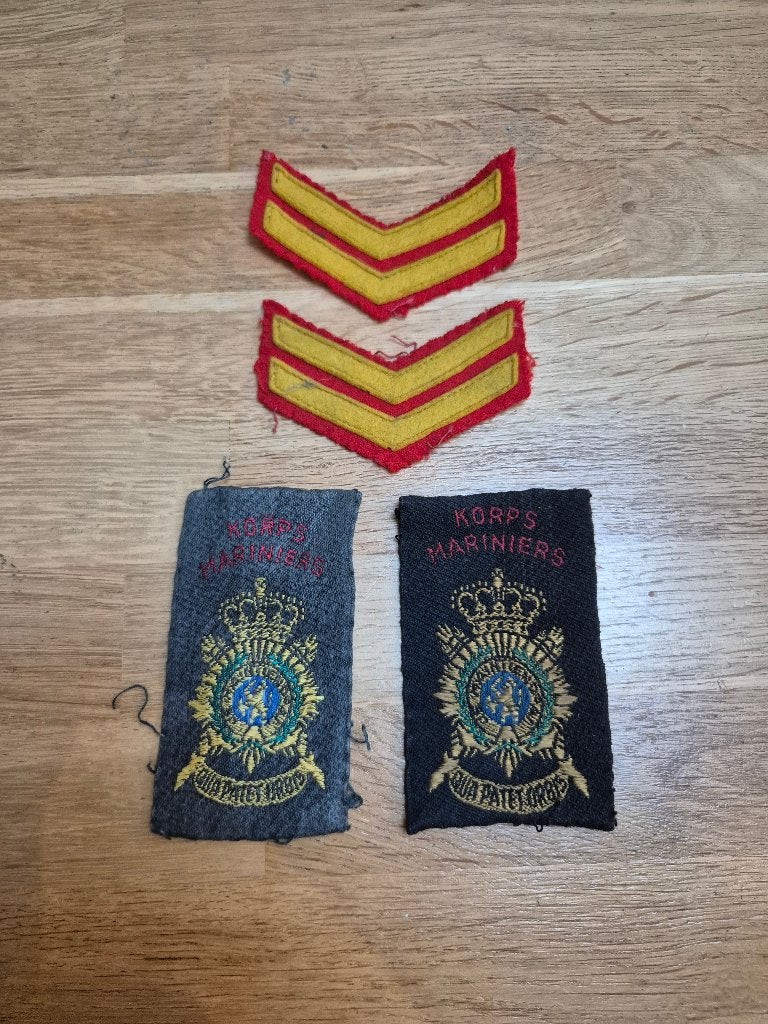 Set oude Korps Mariniers emblemen, Verzamelen, Ophalen of Verzenden, Marine, Nederland, Embleem of Badge