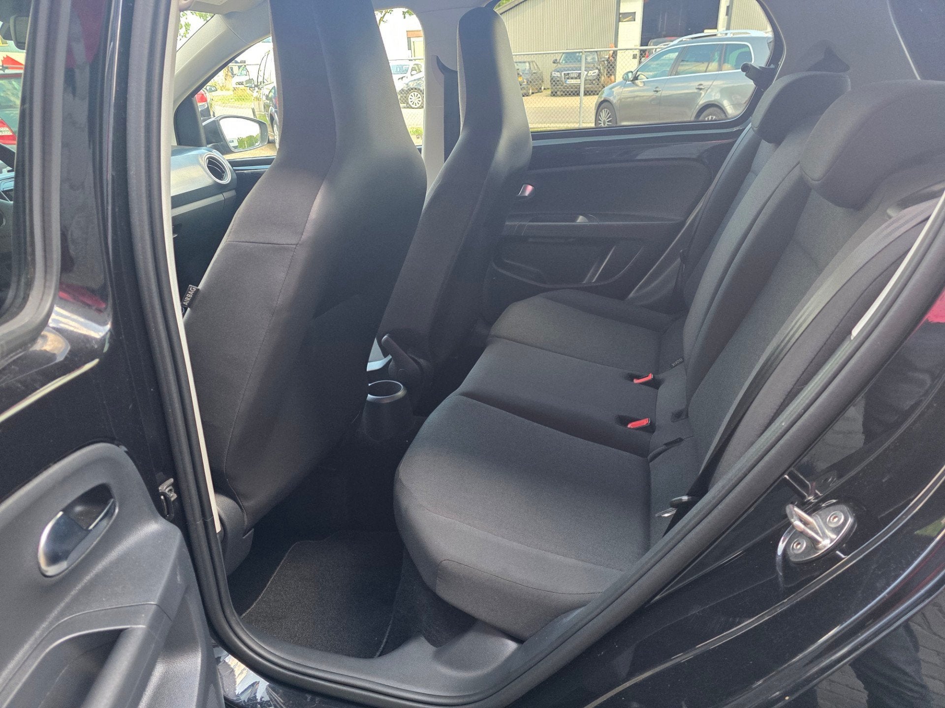 Foto 17 van Volkswagen Up! 1.0 BMT move up!