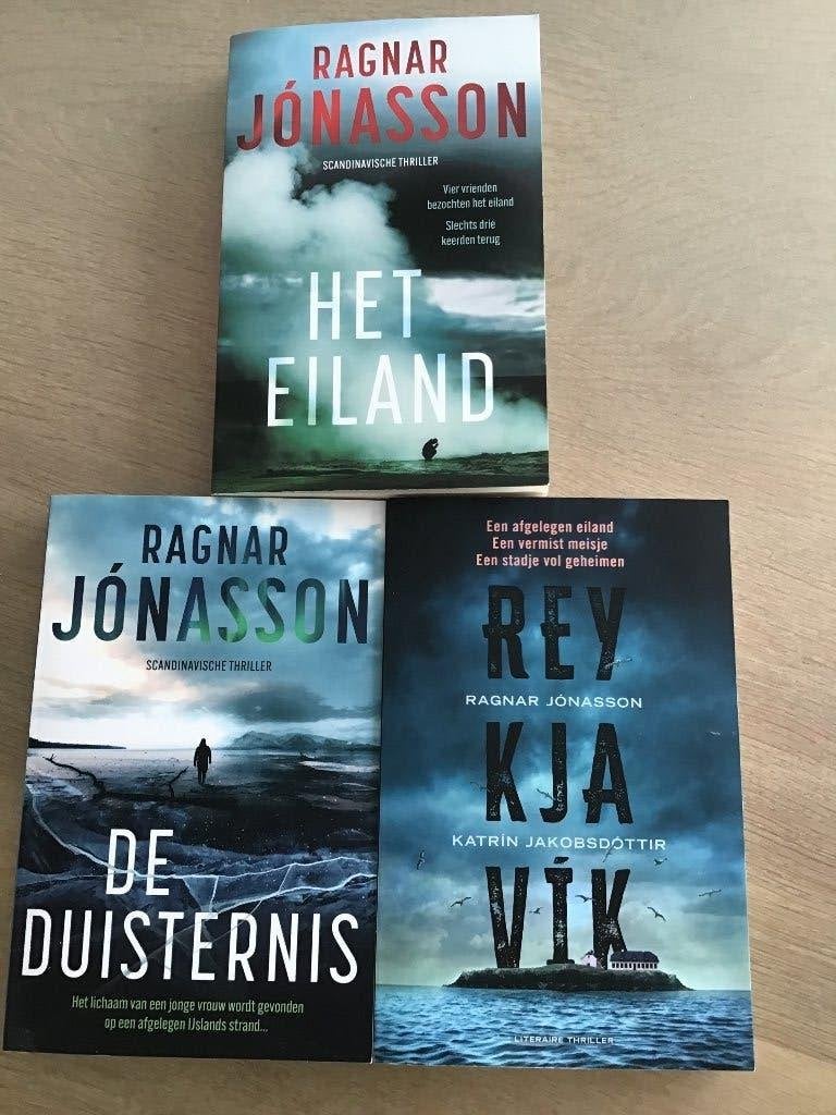 Drie Scandinavische thrillers Ragnar Jonasson, Boeken, Ophalen, Zo goed als nieuw, Ragnar Jonasson, Scandinavië