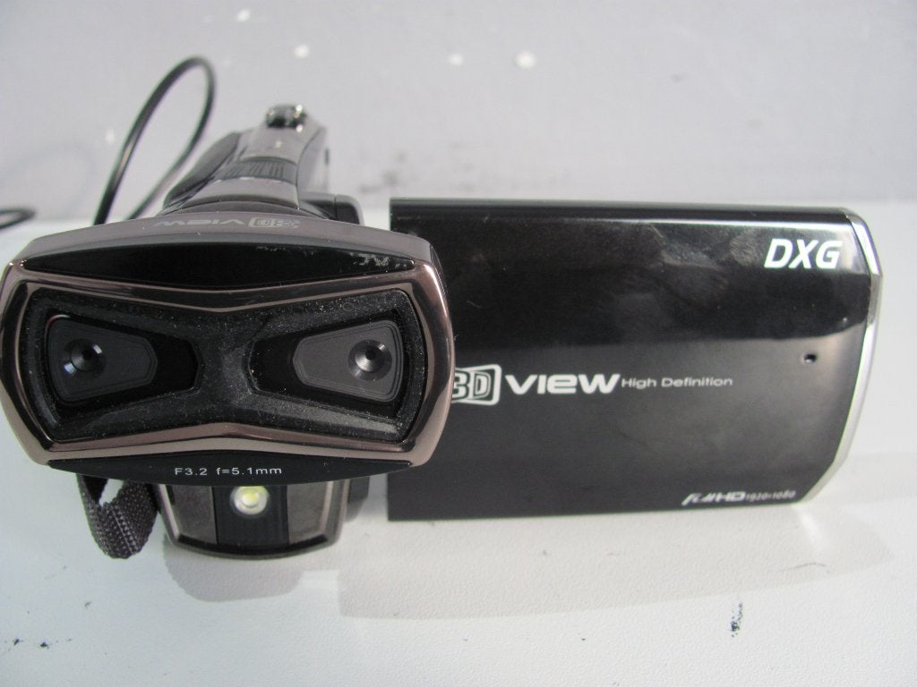 DXG 3Dview high definition fullHD  1920x1080 video camera, Overige merken, Full HD, Zo goed als nieuw, Geheugenkaart