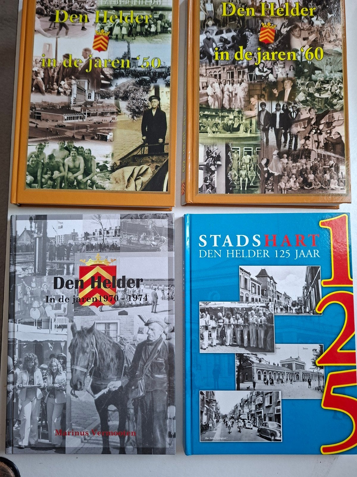 boek, Den Helder in de jaren '50, '60, '70-'74, 125 jaar., Gelezen, 19e eeuw, Ophalen of Verzenden, Vermooten, Marinus