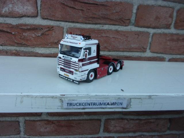 WSI  Scania  3  Streamliner  van  T.H.T. - Tonder.