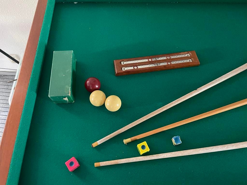 Vintage Biljarttafel met Accessoires, Sport en Fitness, Biljarten en Poolen, Ophalen, Gebruikt, Biljarttafel
