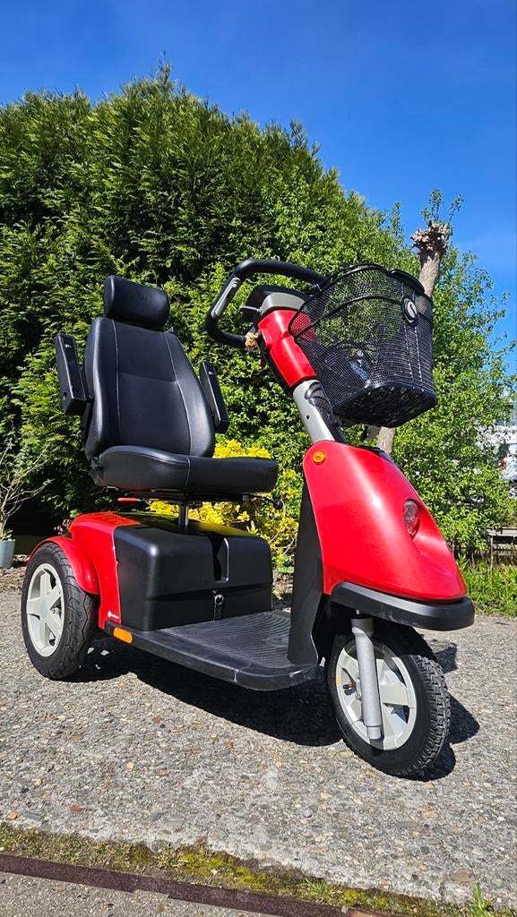 Trophy6 scootmobiel in topconditie, goed geverde scootmobiel, Diversen, Ophalen, Zo goed als nieuw
