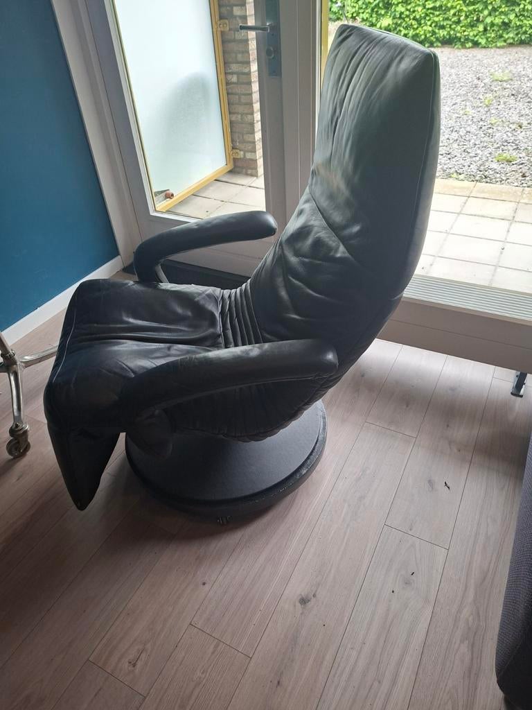 Jori relaxfauteuil donkerblauw leer, Ophalen, Gebruikt, 50 tot 75 cm, Leer