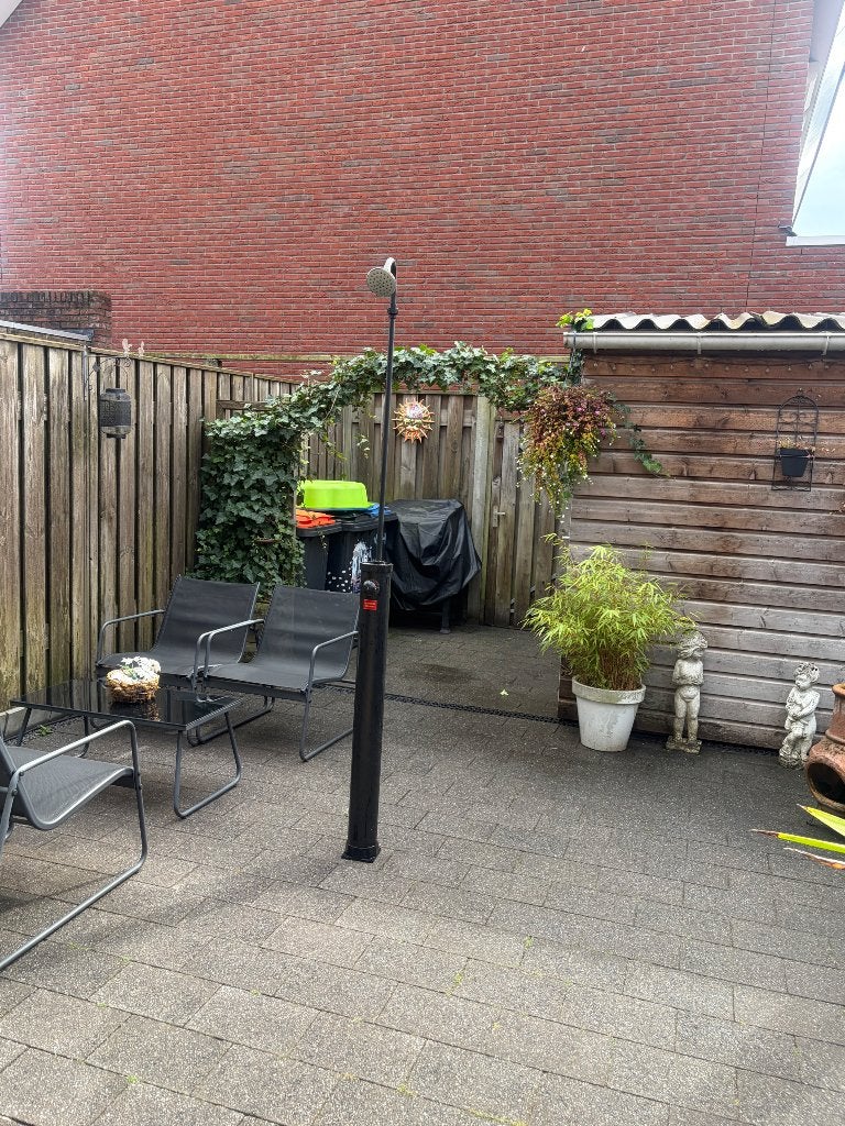 Buitendouche, Ophalen, Zo goed als nieuw