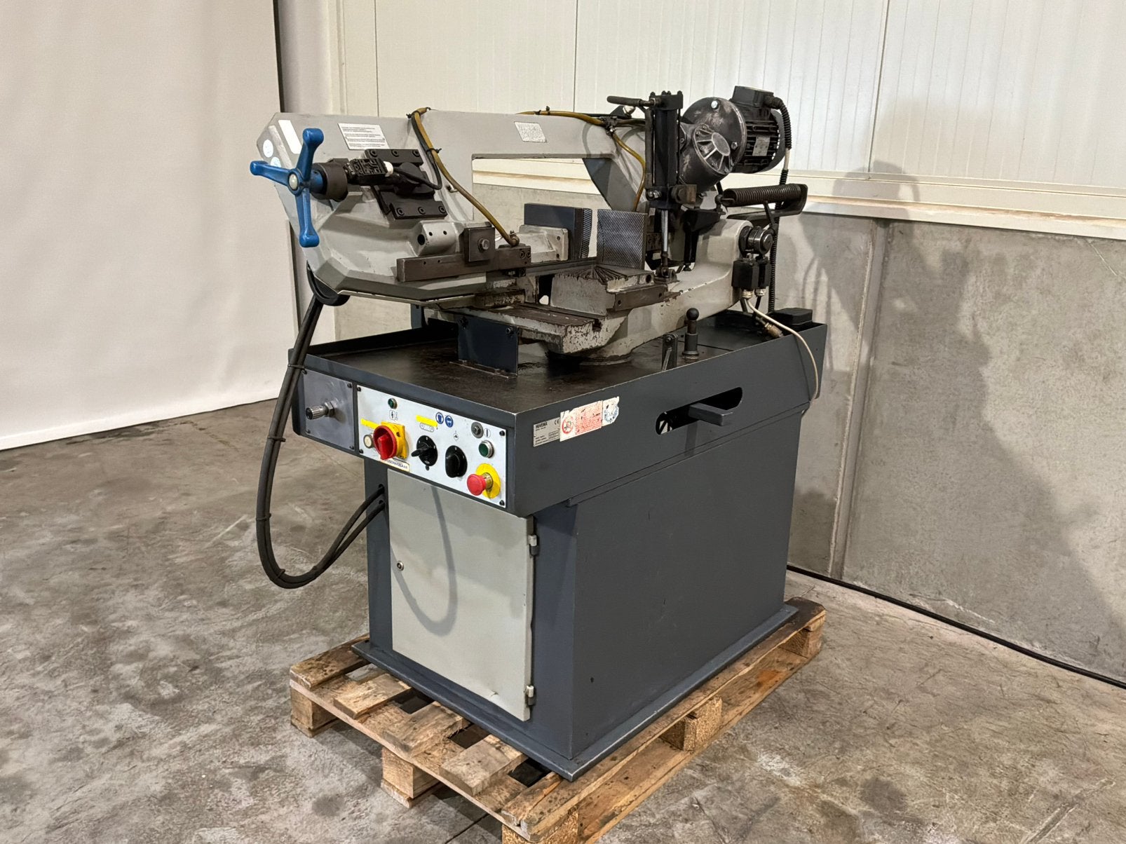 Huvema HU300S bandzaagmachine, Ophalen, Gebruikt, 70 mm of meer, Lintzaag