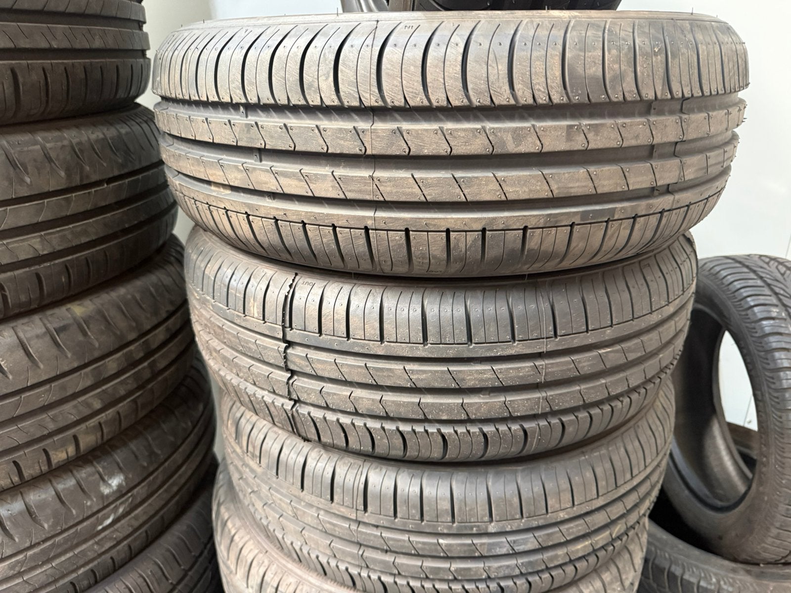 4x 185 60 15 Hankook Kinergy ECO DEMO NIEUW