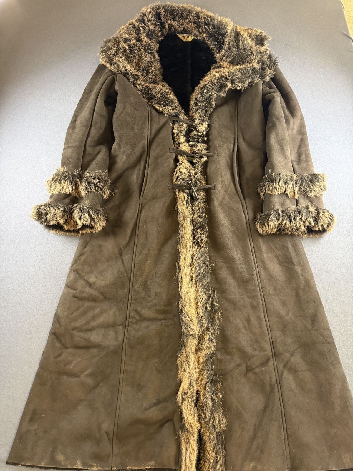 Bruin Afghaans jasje (schapenvacht-look / lammy coat),, Maat 38/40 (M), Bayline Vintage Trading, Bruin, Verzenden