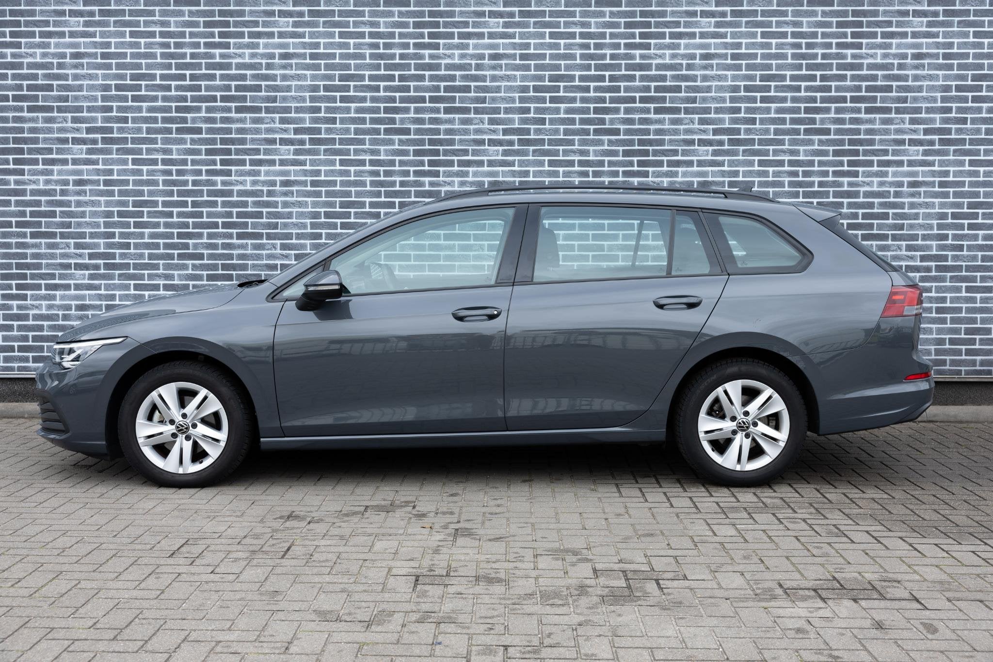 Volkswagen Golf Variant 1.0 TSI Life | Parkeersensoren | Cli, Stof, Gebruikt, Automatische klimaatregeling, Origineel Nederlands