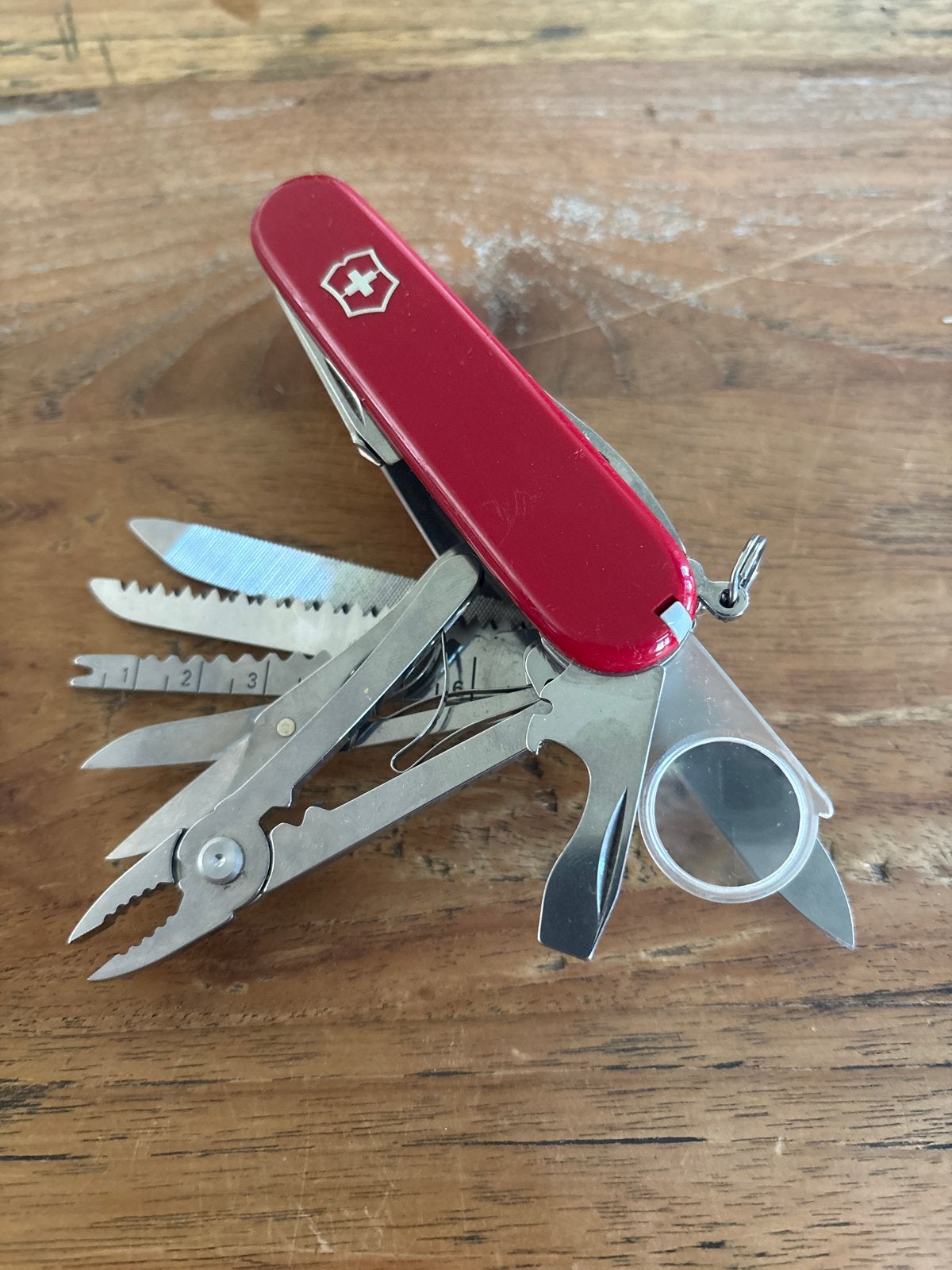 Victorinox Swiss Champ Zwitsers zakmes - Rood, Ophalen of Verzenden, Gebruikt