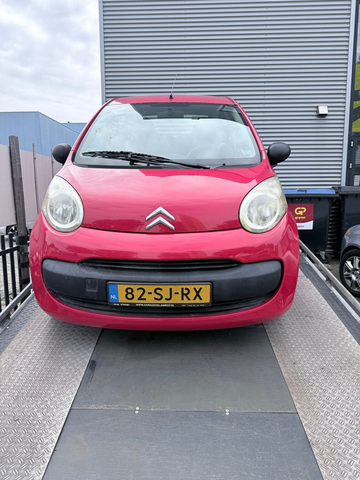 Citroën C1 1.0 5-DRS 2006 Rood, Auto's, Voorwielaandrijving, 4 stoelen, C1, 68 pk