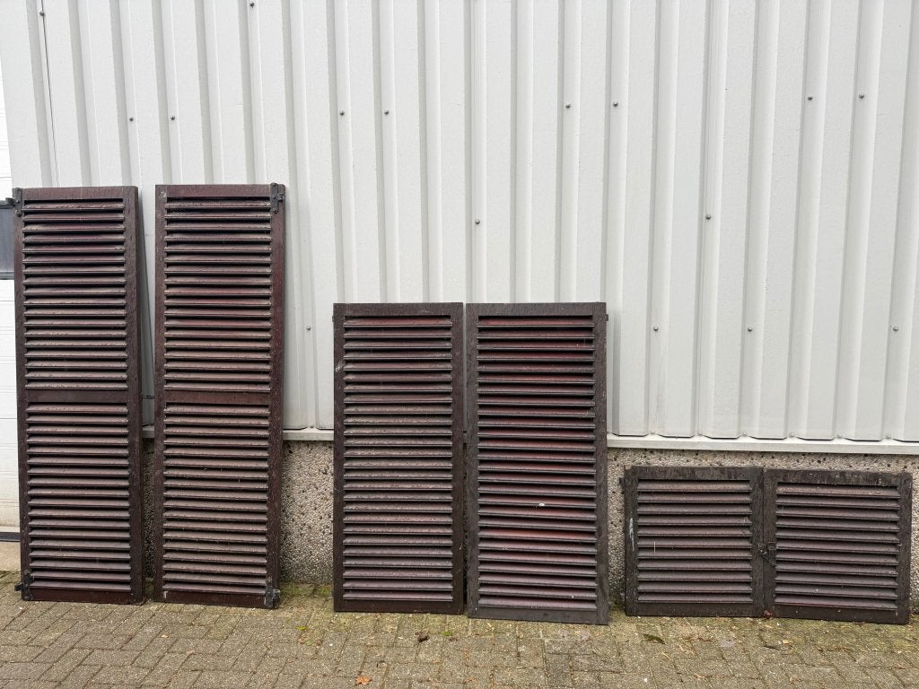 Fraaie meranti raamluiken/ louvreluiken (23 stuks), La belle porte, Jurgen.hoogenboezem@gmail.com, Overige typen, Ophalen of Verzenden
