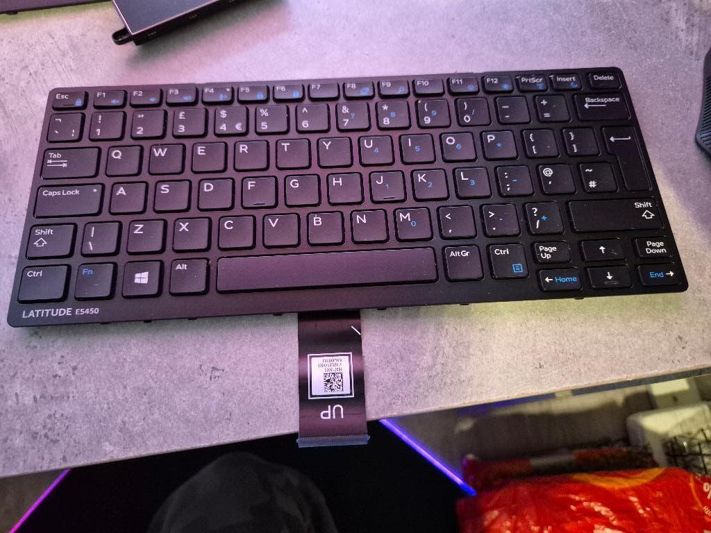 Dell Latitude E5450 onderdelen, Ophalen