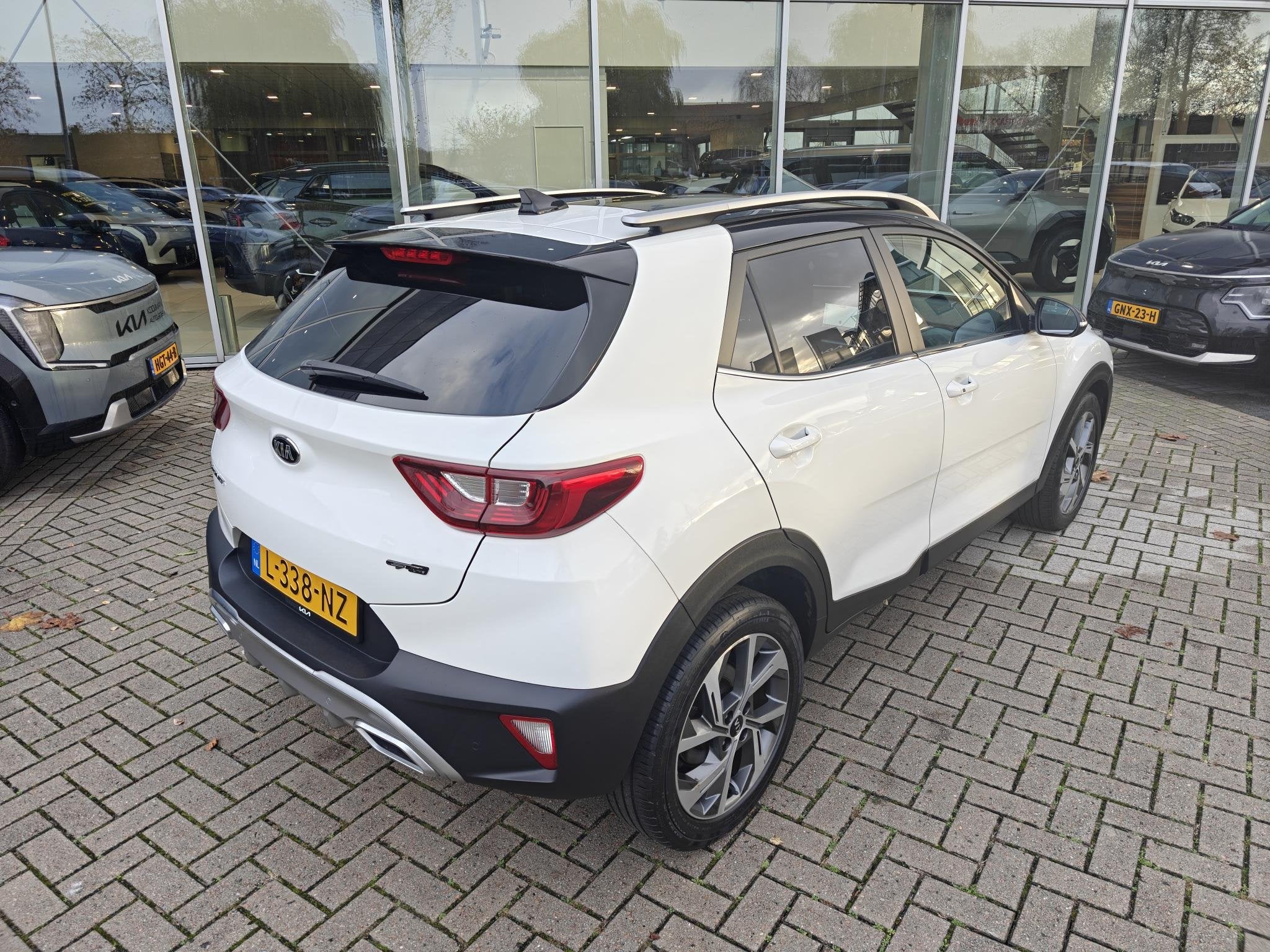 Kia Stonic 1.0 T-GDi MHEV GT-Line NL-auto vol luxe! Keyless,, Auto's, Kia, Voorwielaandrijving, Gebruikt, Euro 6, Leder en Stof