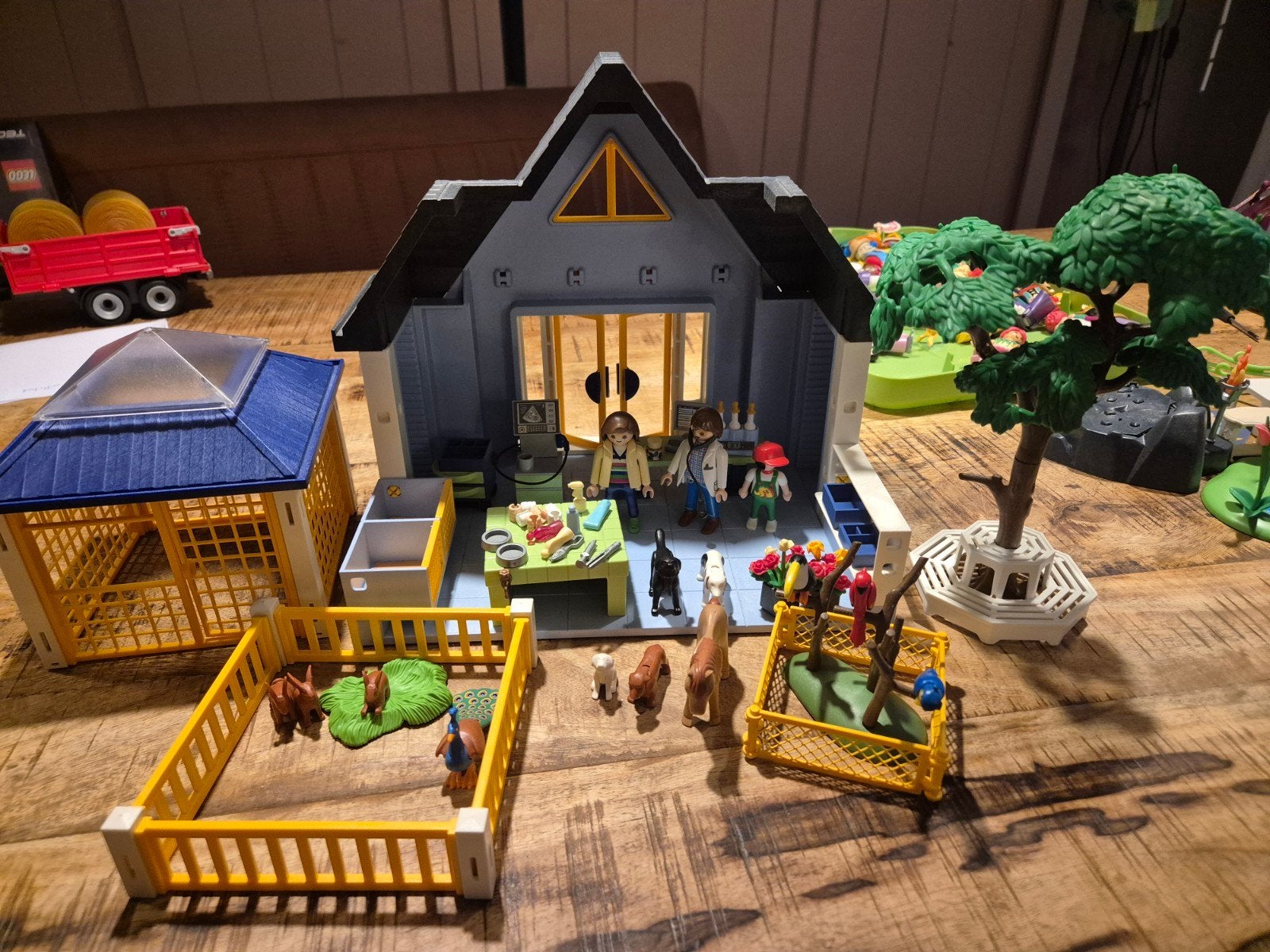 Playmobil Dierenartspraktijk met Dieren en Accessoires, Ophalen