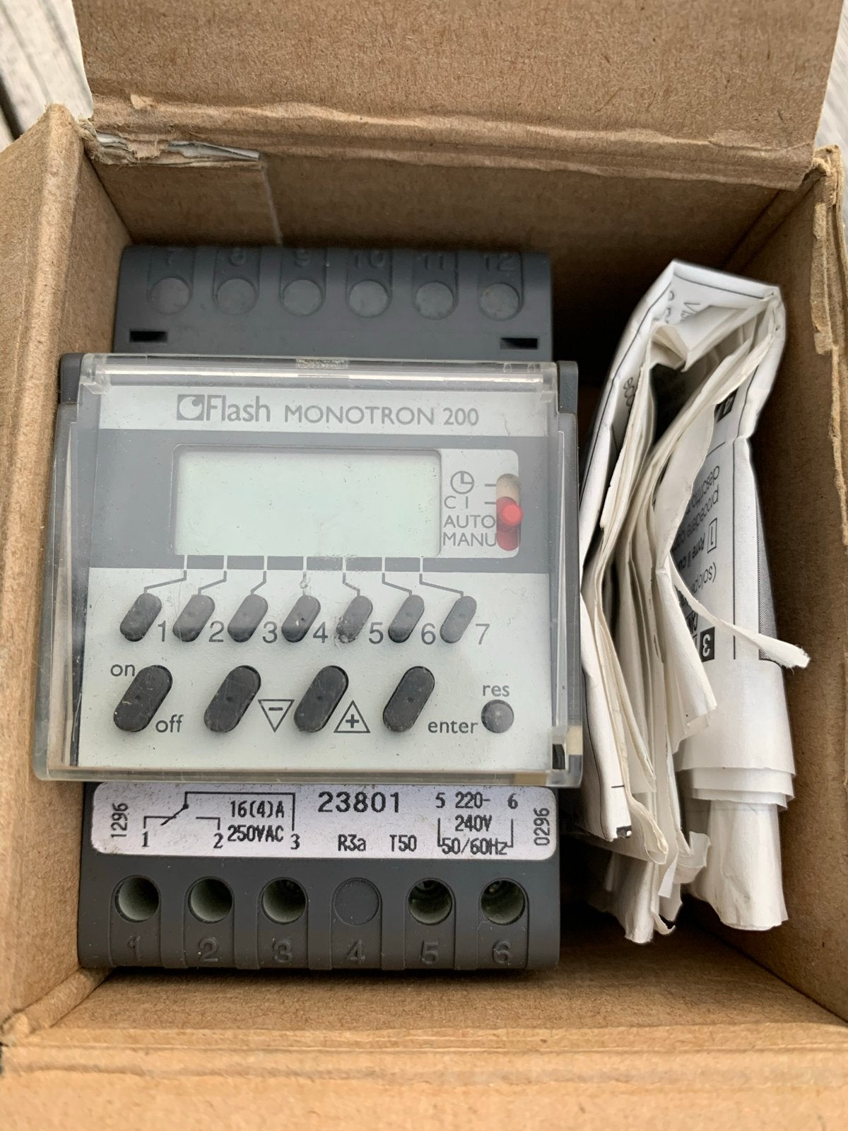Flash Monotron 200 Digitale Tijdklok/Schakelaar, Ophalen of Verzenden, Nieuw, Overige merken, Schakelaar