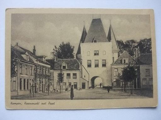 P262 Kampen - Koornmarkt met poort, Verzenden, 1940 tot 1960, Ongelopen, Overijssel