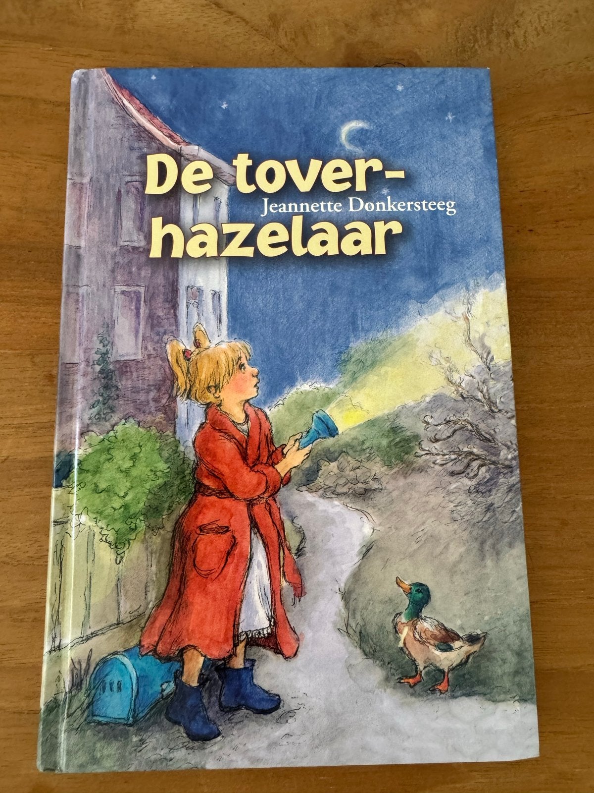 De toverhazelaar - Jeanette Donkersteeg, Ophalen of Verzenden, Gelezen, Fictie algemeen