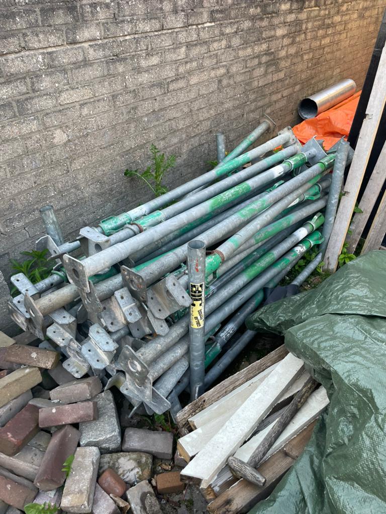 BM300 bouwstempels / schroefstempel, Ophalen, Gebruikt, Overige typen, 2 tot 5 meter