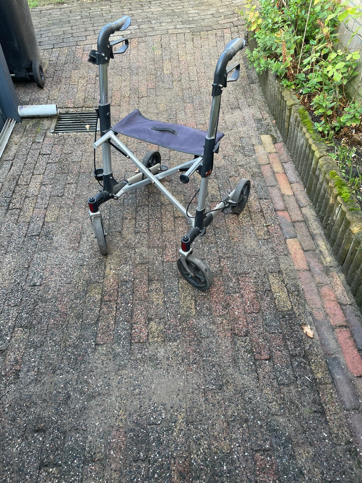 Rollator gebruikt., Ophalen of Verzenden, Lichtgewicht, Gebruikt