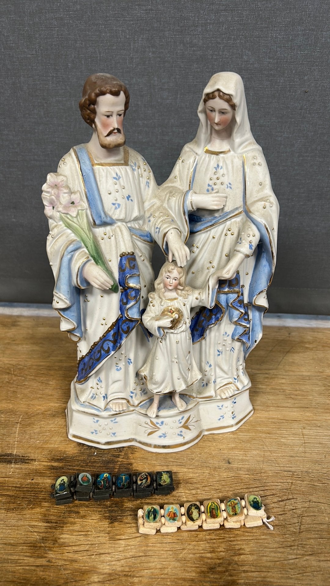 Antiek Biscuit porselein beeld van de heilige familie. 27 cm, Antiek en Kunst, Antiek | Religie, Ophalen of Verzenden