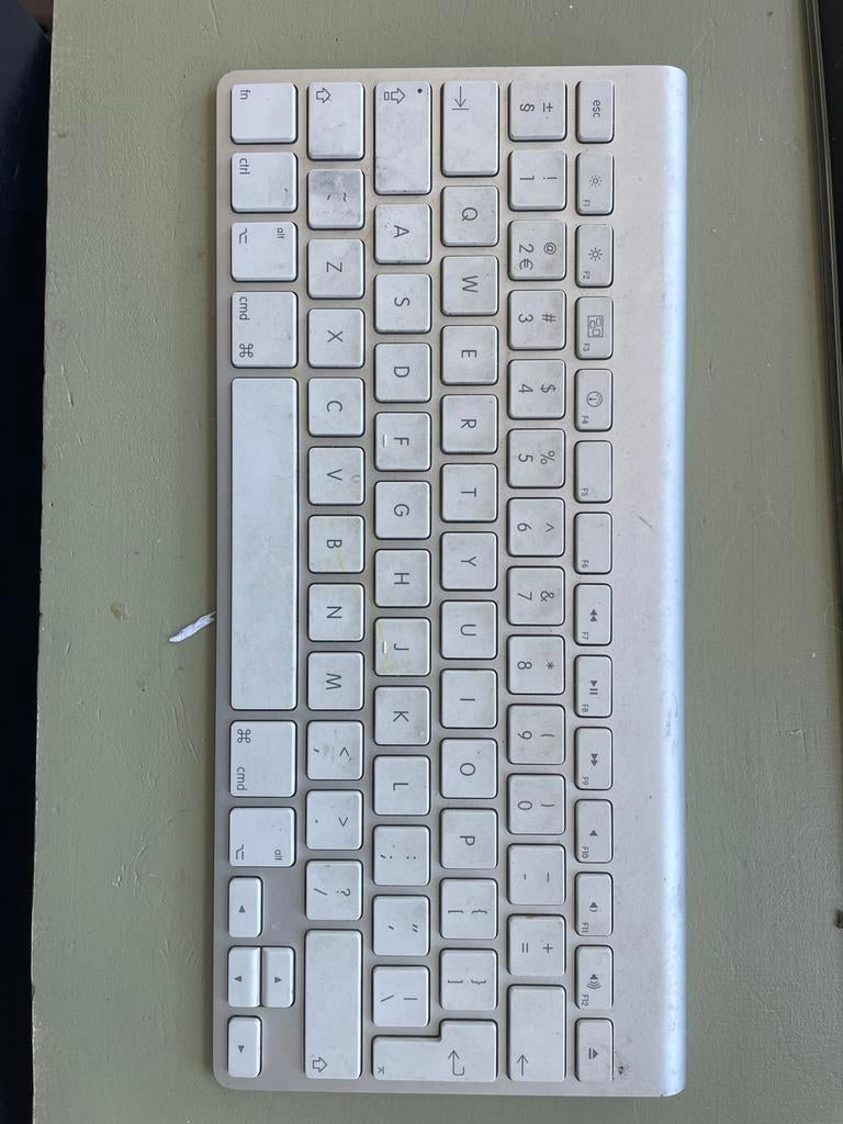 Apple toetsenbord - Werkt nog goed, Ophalen of Verzenden, Qwerty, Gebruikt, Draadloos