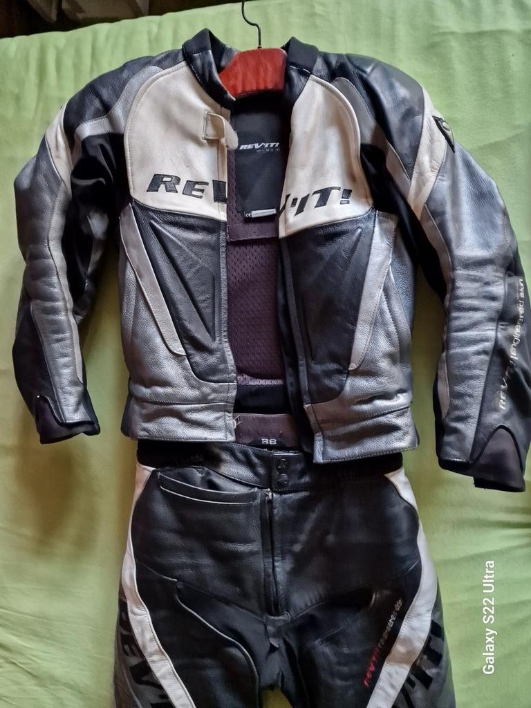 Dames leren motorpak Revit maat 36, Motoren, Kleding | Motorkleding, Ophalen, Tweedehands, Dames, Combipak