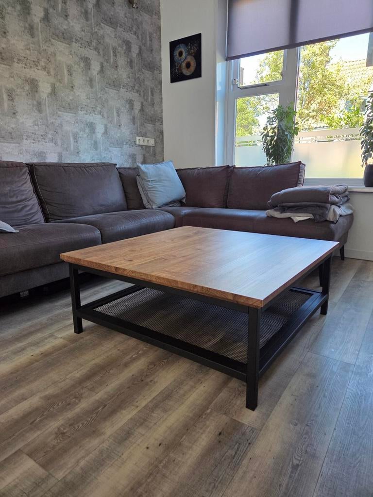 Jong gebruikte salontafel 100x100x40cm, Gebruikt, Vierkant, Minder dan 50 cm, Ibiza