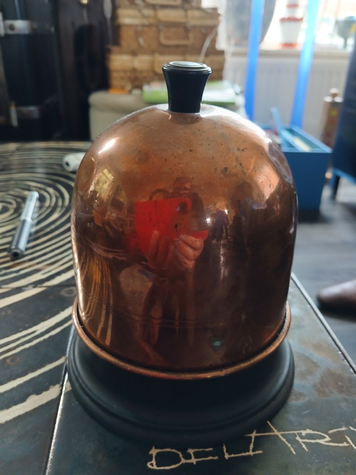 vintage koperen sigaretten houder bakelieten voet art deco, Ophalen, Gebruikt, Tabaksdoos of Verpakking