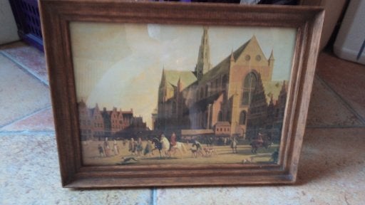 Klassiek schilderij van Bavo kerk te Haarlem in houten lijst, Antiek en Kunst, Kunst | Schilderijen | Klassiek, Achter glas, Ophalen of Verzenden