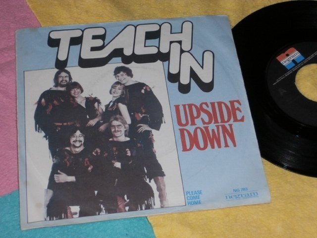Teach In - Upside Down., 7 inch, Zo goed als nieuw, Pop, Fotohoes