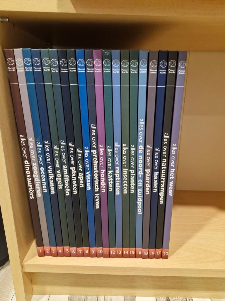 Planeet Aarde serie van het AD - Complete set (20 delen), Boeken, Ophalen of Verzenden, Zo goed als nieuw, Natuur algemeen, Diverse auteurs (DK Publishing)