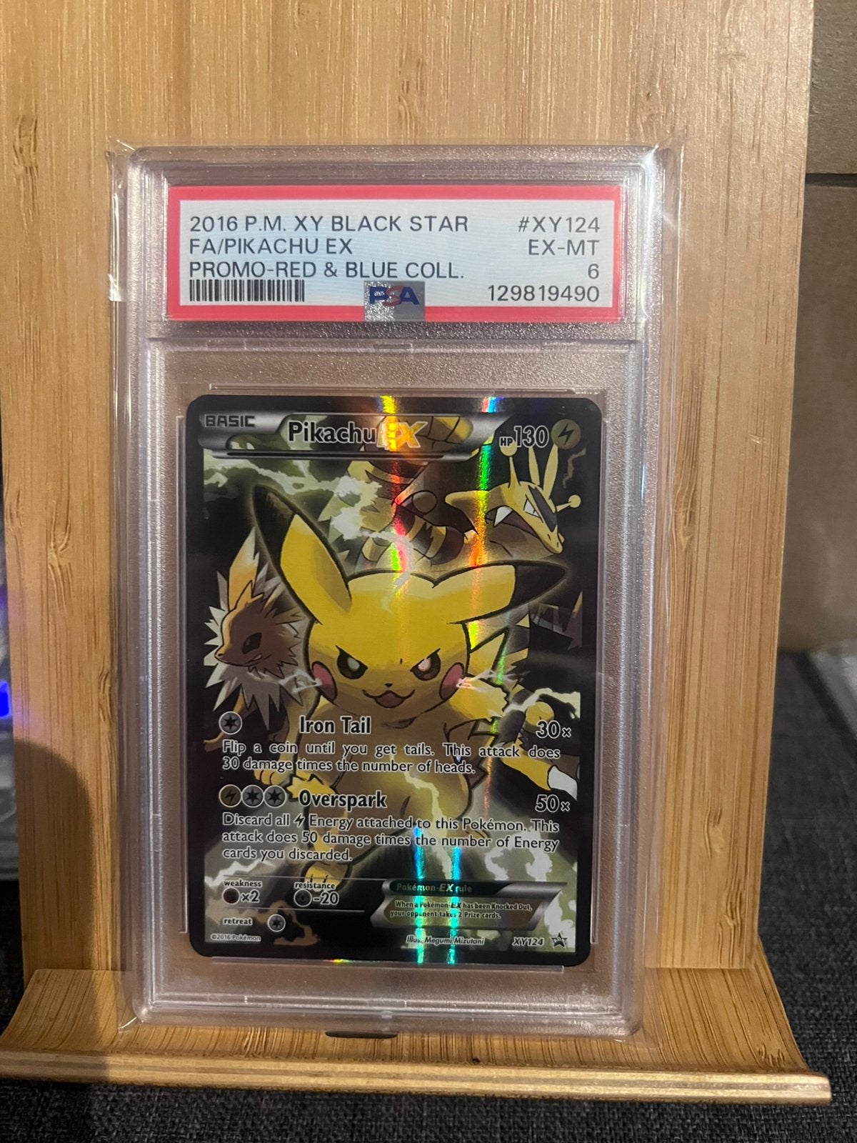 Pikachu EX XY124 2016 Black Star Promo - PSA 6, Ophalen of Verzenden, Zo goed als nieuw