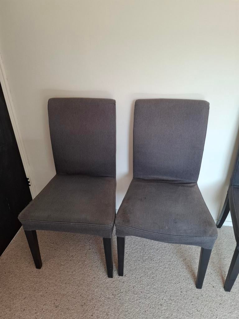 3 of 4 stoelen henriksdal Ikea gratis ophalen., Ophalen, Gebruikt, Zwart, Twee