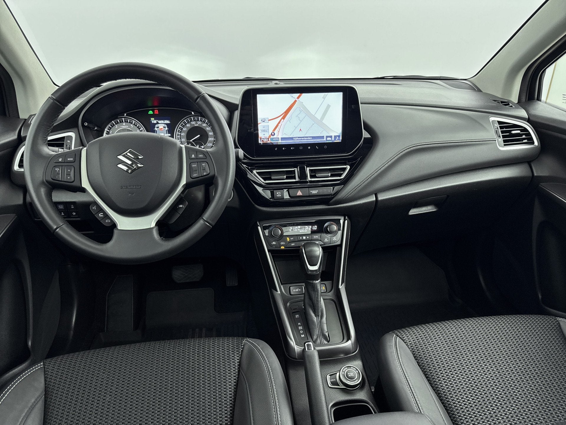 Suzuki S-Cross - 1.5 Hybrid AllGrip Style // TREKHAAK // SCH, Gebruikt, 4 cilinders, 400 kg, Zwart