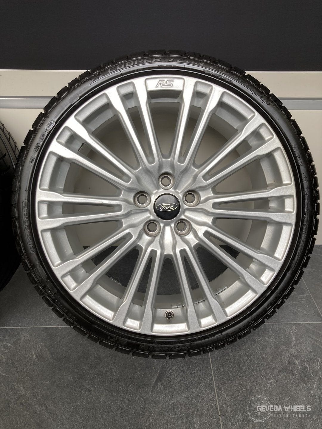 19” originele Ford Focus RS MK3 velgen + banden 5x108 TPMS G, Auto-onderdelen, Banden en Velgen, 19 inch, Gebruikt, -, -
