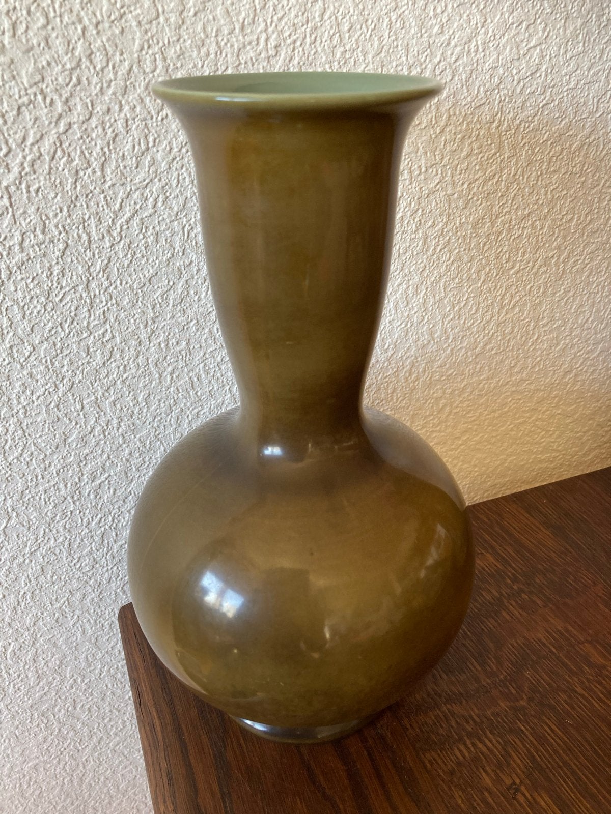 Goudse Plazuid vaas 3183 KPZH olijfgroen 24,5 cm, Ophalen of Verzenden