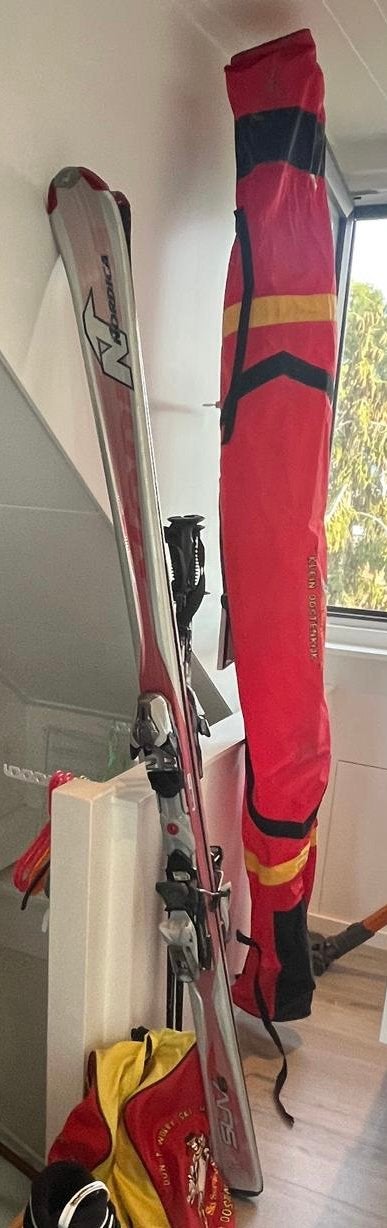 Ski’s met stokken en draagtas, Ski's, Ophalen, Overige merken, 180 cm of meer