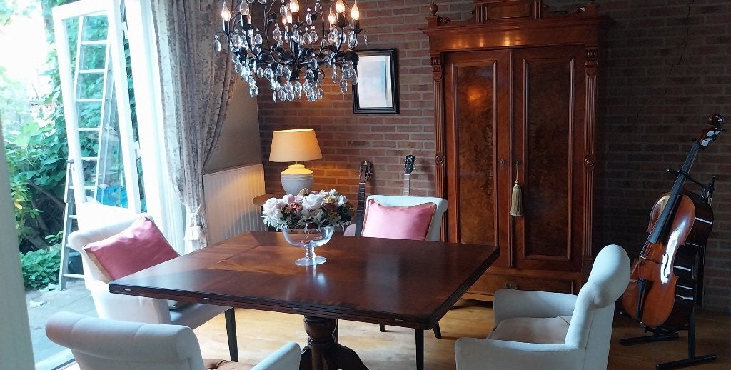 Hangoor eettafel Engelse stijl, Ophalen