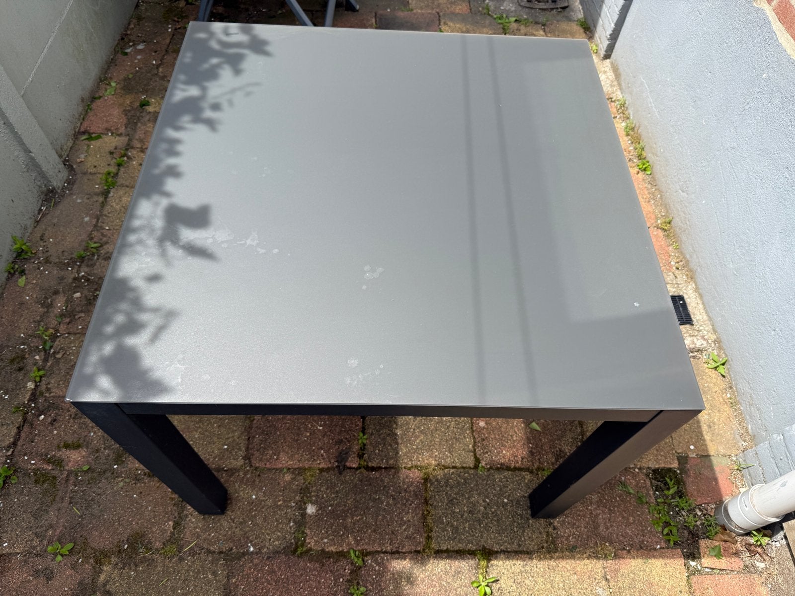 Vierkante tuintafel met glazen blad - 90x90x75 cm, Ophalen, Gebruikt, Vierkant, Overige materialen